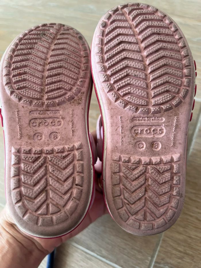 Crocs enfant 24/25 - photo numéro 3