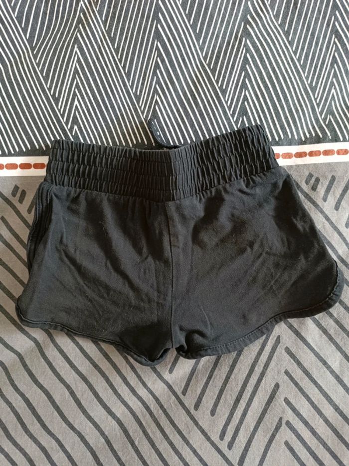 Short 5 ans - photo numéro 2