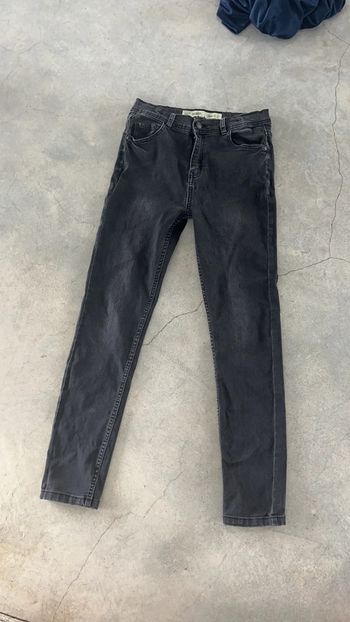 Jean skinny garçon 12 ans comme neuf