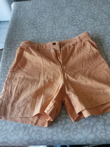Short orange