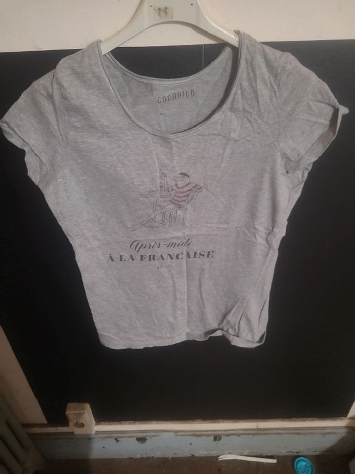 Tee shirt