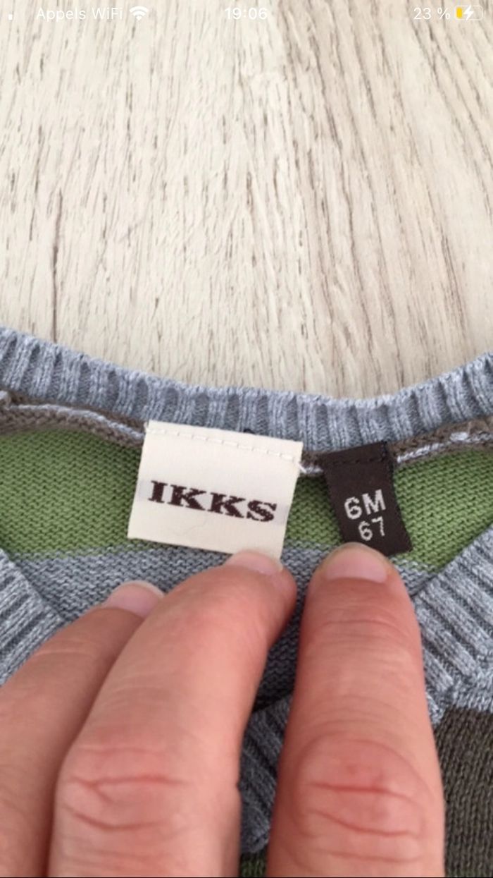Pull Ikks 6 mois - photo numéro 3