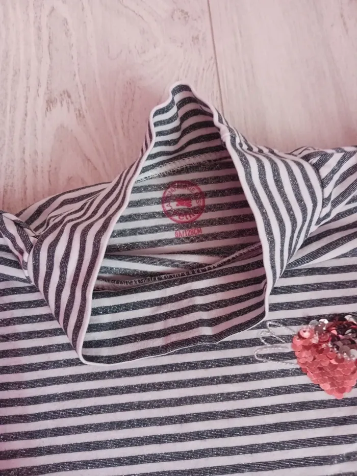 T-shirt 8 ans - photo numéro 3