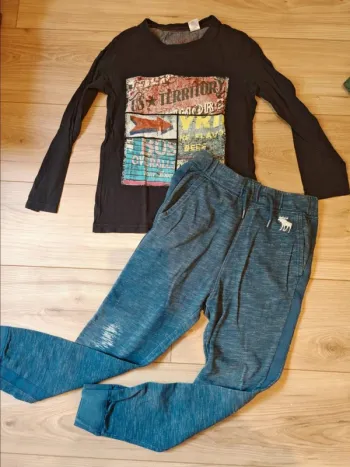 Ensemble t-shirt jogging