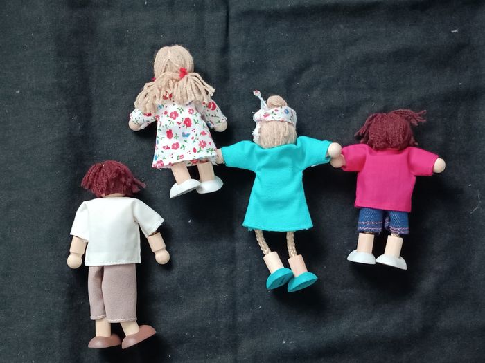 Poupées bois Plan Toys - photo numéro 6