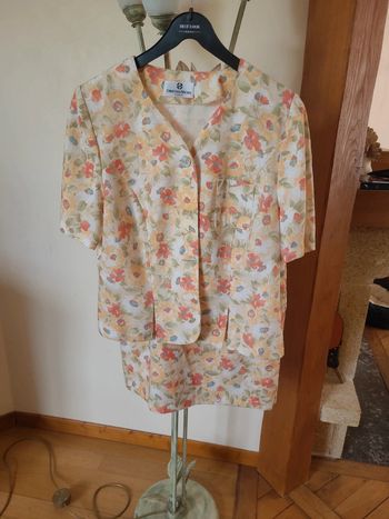 ensemble jupe taille 42