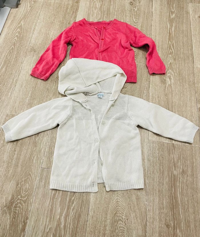 Lot de 2 gilets 18 mois - photo numéro 2