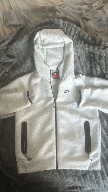 veste nike tech gris
