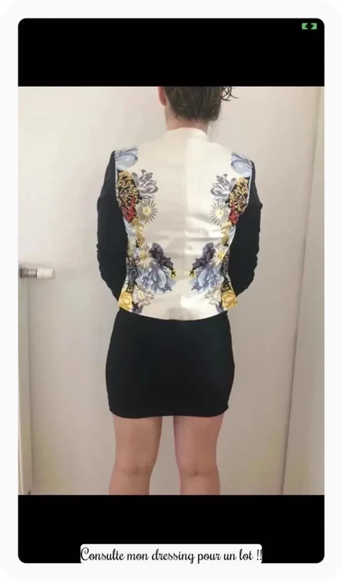 Petite veste très noire - photo numéro 2