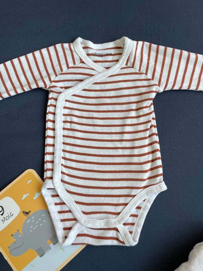 lot de 2 bodies - photo numéro 3