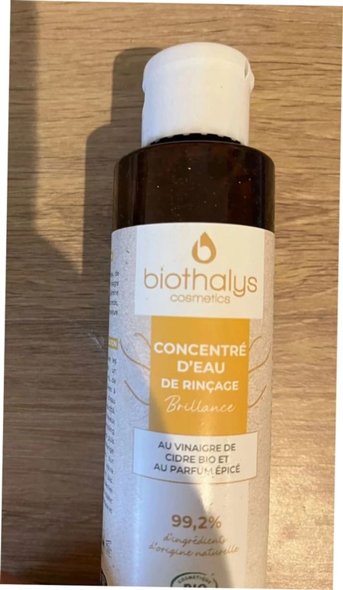Concentré d’eau de rinçage capillaire - photo numéro 2