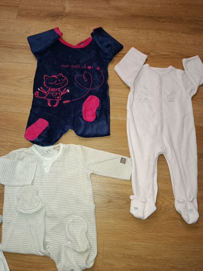 Pyjamas lot