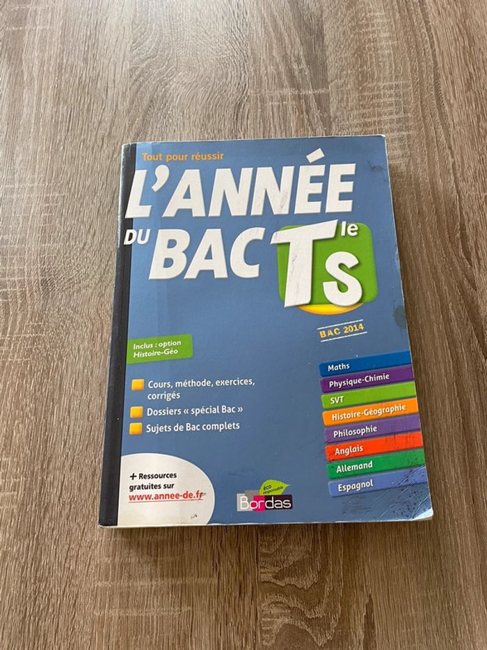 Livre l’année du bac 🥰 terminale S