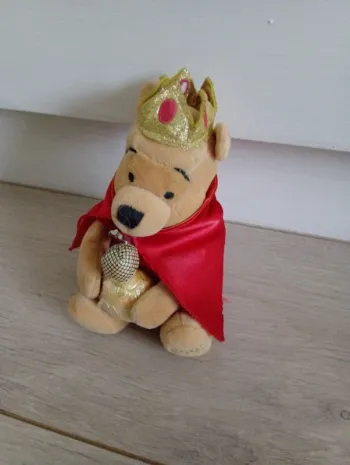 Winnie l'ourson roi