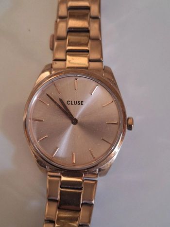 Montre Cluse dorée