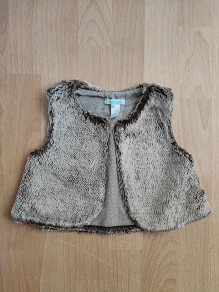 Gilet fausse fourrure Okaïdi 18 mois