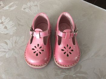 Chaussures rose pointure 20