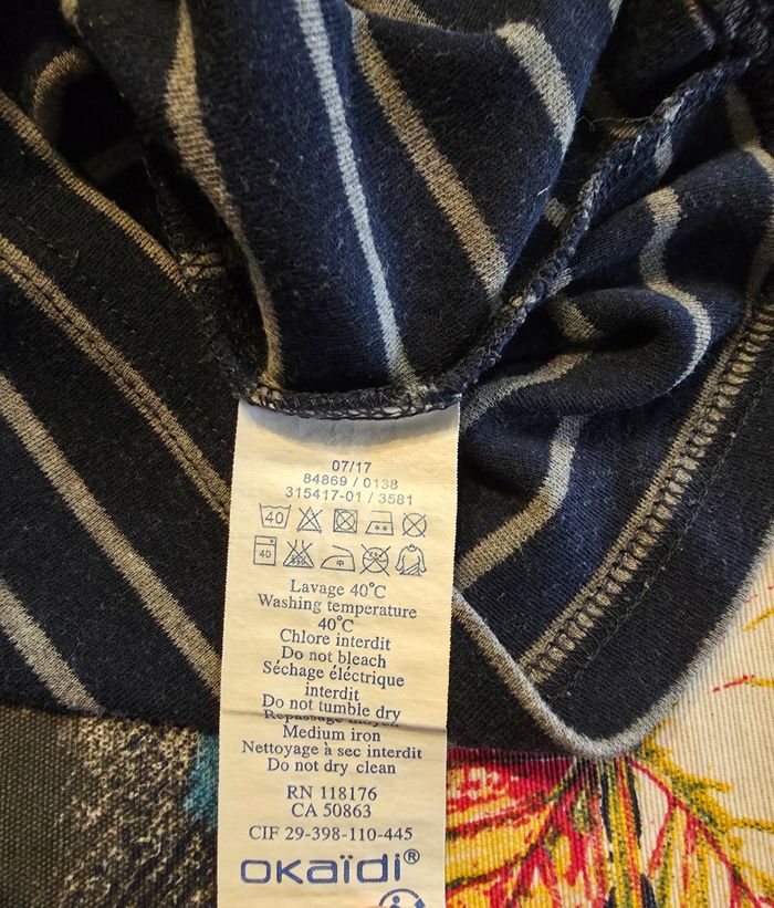 Sous pull bleu marine 2 ans - photo numéro 5