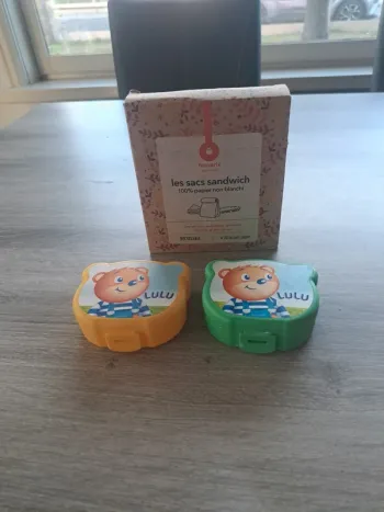 20 Sacs sandwich + 2 boîtes a biscuit
