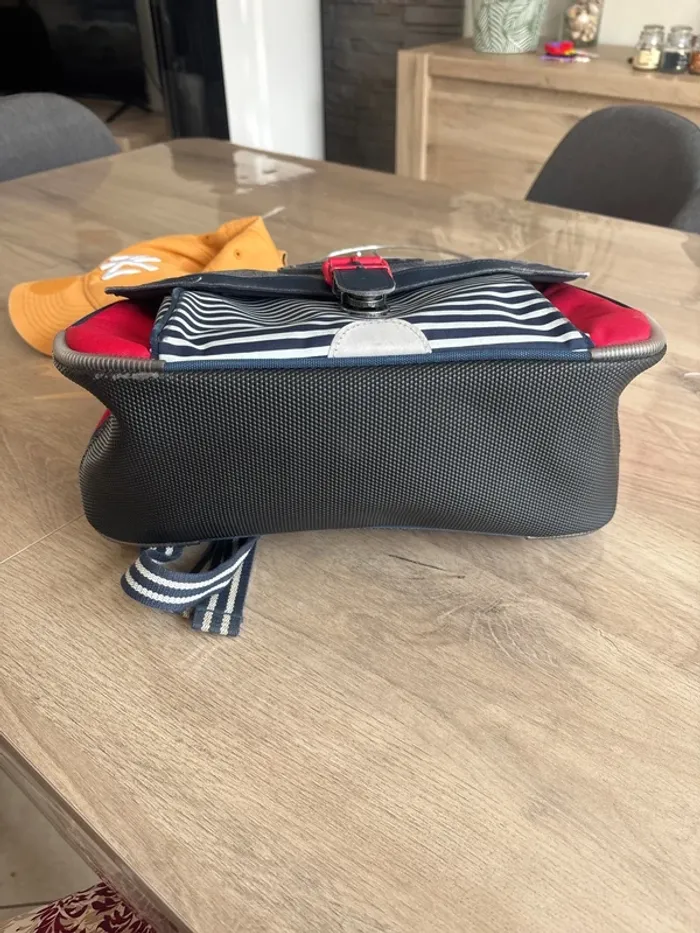 Cartable - photo numéro 2