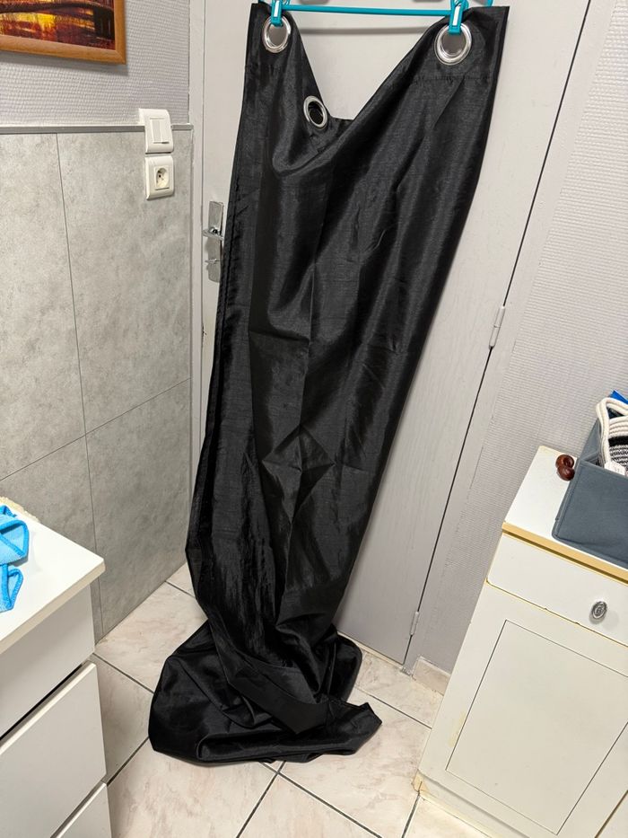1 rideau noir - photo numéro 2