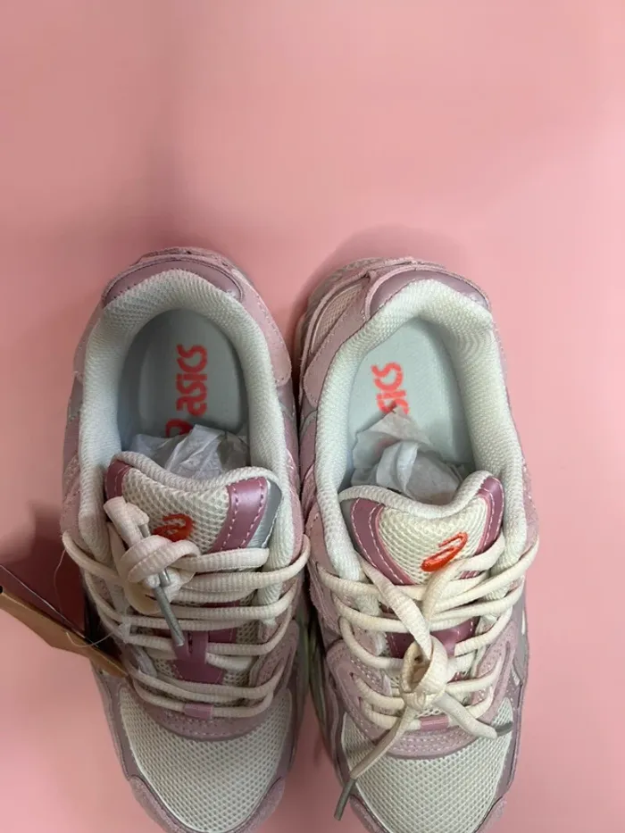 Asics gel Nyc Cream Rose Water Taille 39 - photo numéro 6