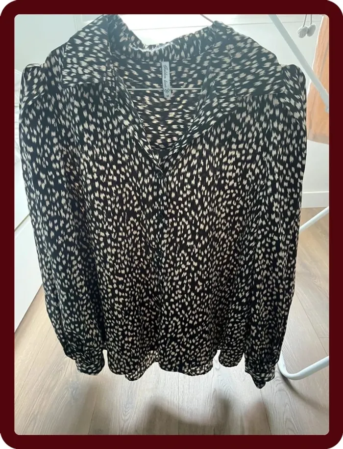 Chemise noir et beige