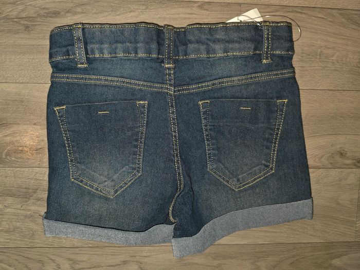 Short 8 ans - photo numéro 2