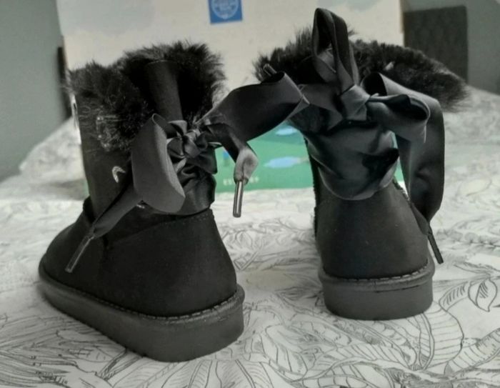 Moon Boots noires Shop One Neuves Pointure 34 - photo numéro 3