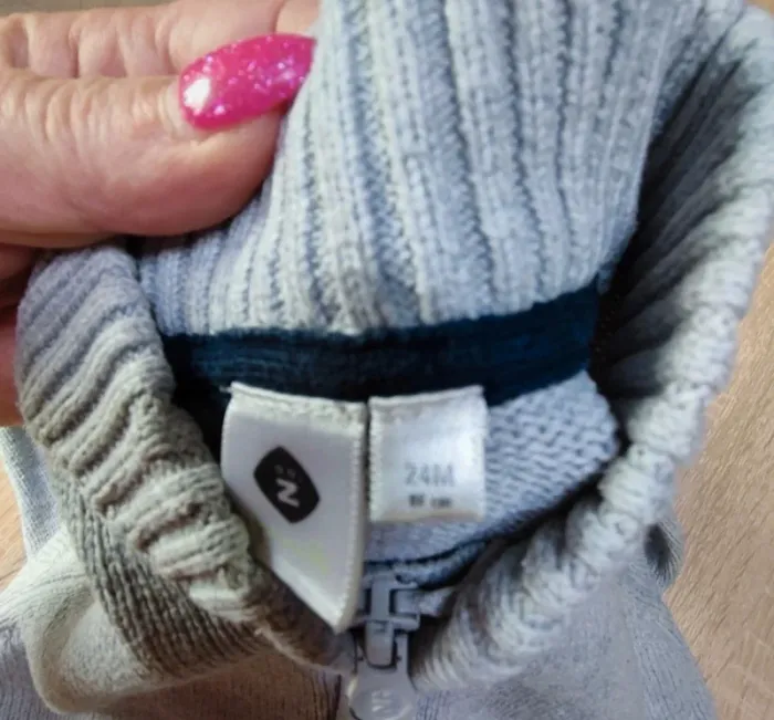 Gilet zippé gris 🌸 24 mois - photo numéro 2