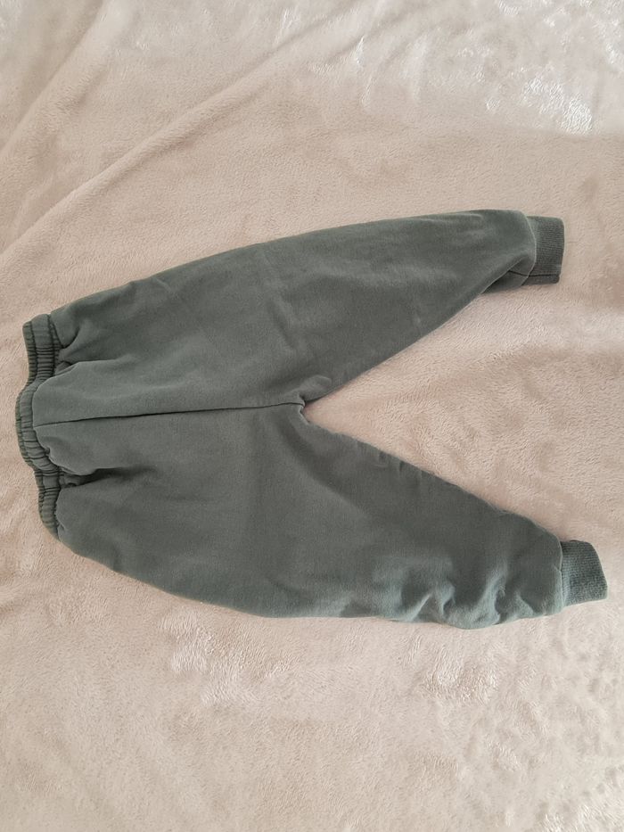 Lot 5 joggings - photo numéro 10
