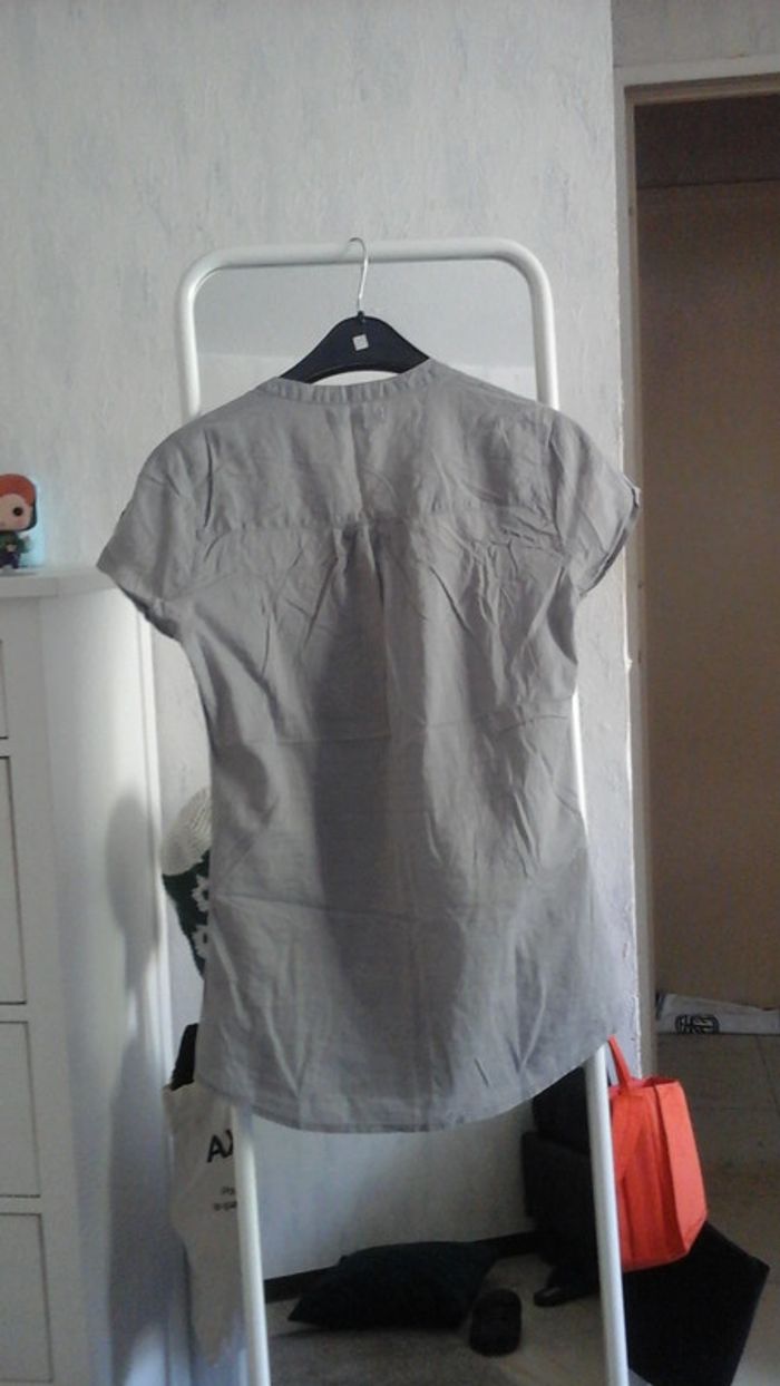 Haut léger gris T38 - photo numéro 3