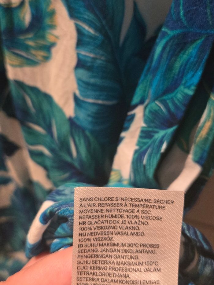 Blouse blanche motifs feuilles bleu/vert T.44 H&M - photo numéro 7