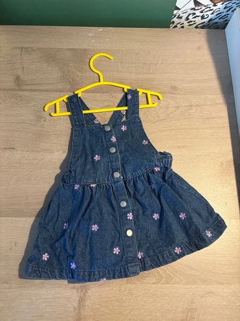 Robe jean à fleurs