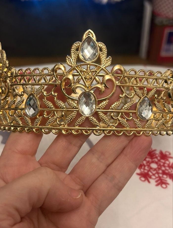 Couronne en métal, cosplay ou épiphanie - photo numéro 3