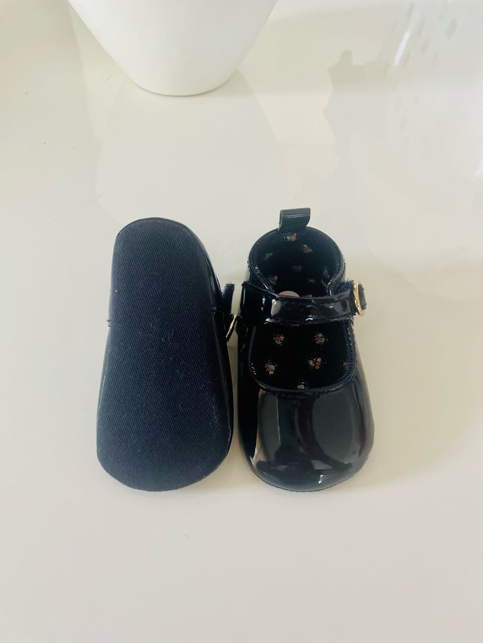 Chaussure noire 3/6 mois - photo numéro 3