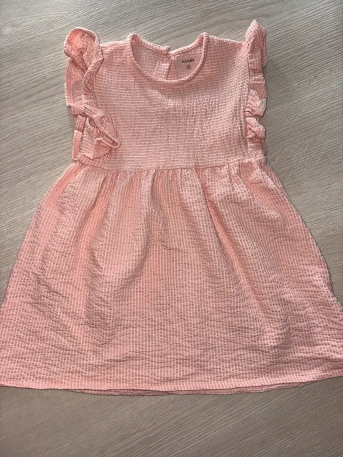 Robe 4 ans - photo numéro 2