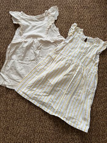 Lot de 2 robes H&M 98cm