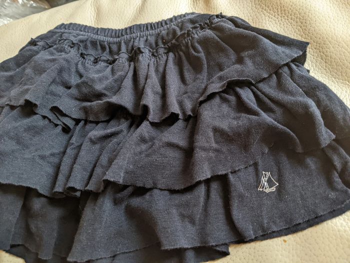 Lot de 2 jolies jupes bleues Petit Bateau et Zara 12-18 mois - photo numéro 2