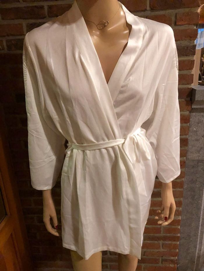 Déshabillé blanc Etam - n e u f - photo numéro 2