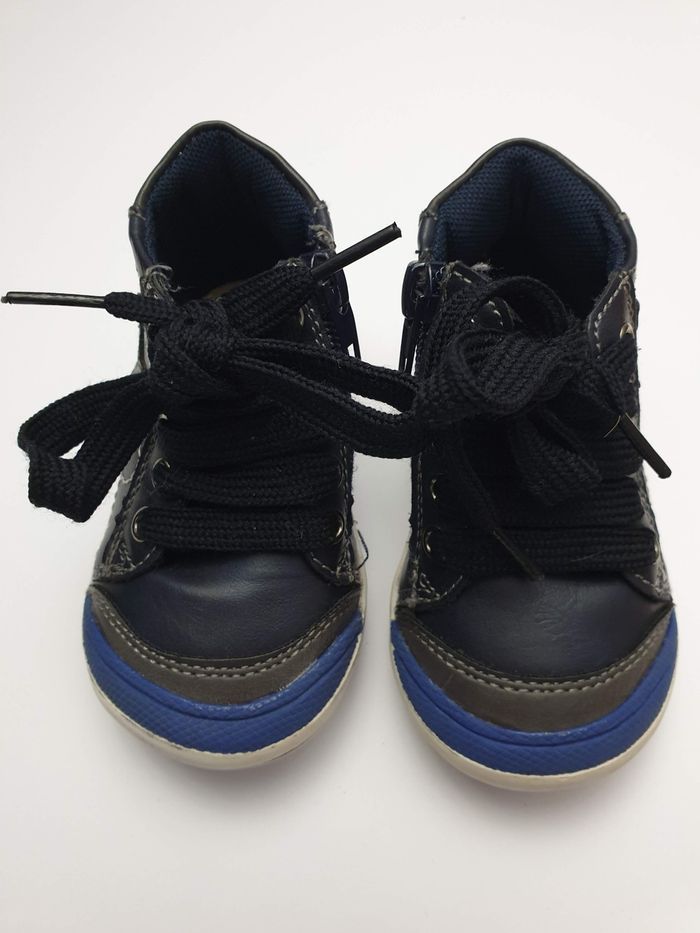 Chaussures taille 20 - photo numéro 2