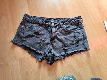 Short gris-noir H&M taille 36