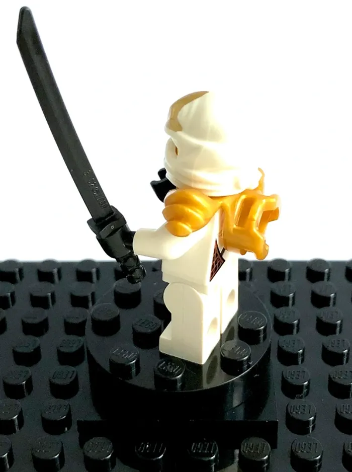 LEGO Ninjago Rise of the Snakes - Zane ZX - photo numéro 3