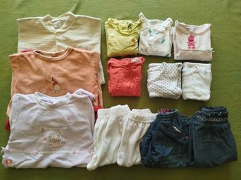 Lot 13 pièces 6 mois