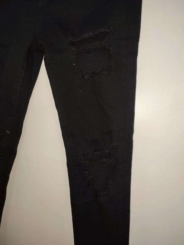 Jean troué Lemone taille 42 / XL - photo numéro 2