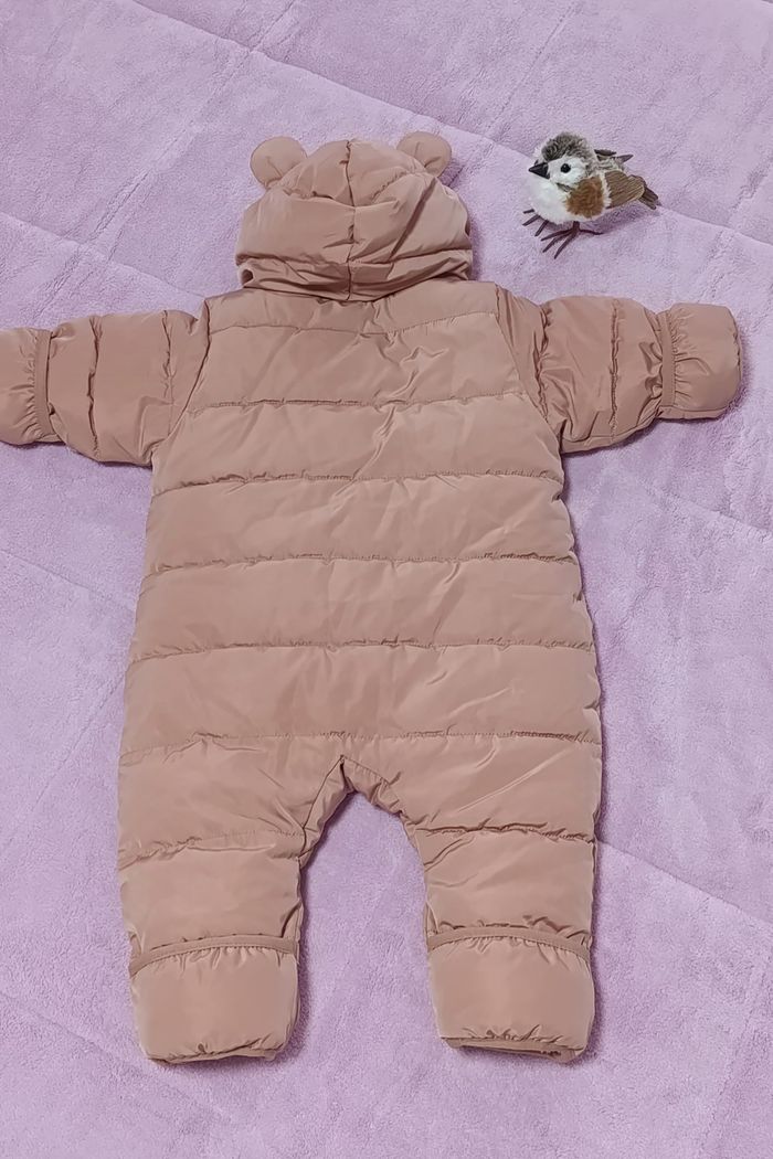 Combinaison à capuche matelassée Neuve - photo numéro 9