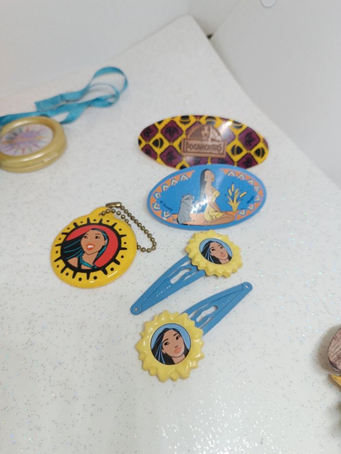 Pocahontas princesse Disney collier boussole barrette clip Animator animator's figurine miroir - photo numéro 12