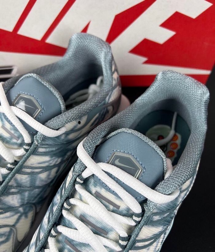 Tn psg neuf jamais porté taille 33 - photo numéro 3