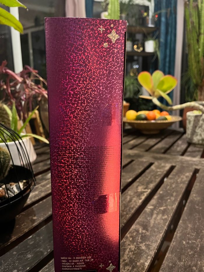 Rainbow high sparkle shine rose neuf scellé - photo numéro 2