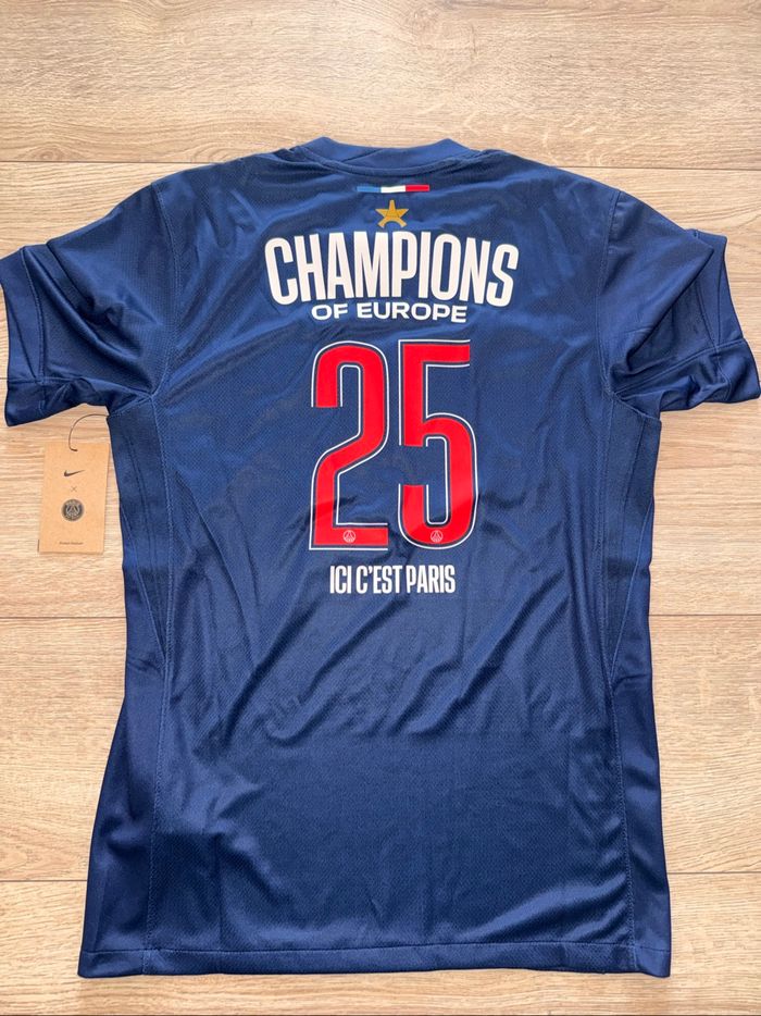Maillot PSG Champions d’Europe 2025 - Éditions Spéciale - photo numéro 4